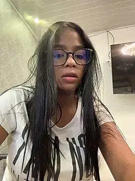 IsaGodess —   OPEN PUSSY  