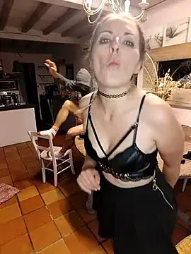 Freechat Jade_Emeraud on StripChat