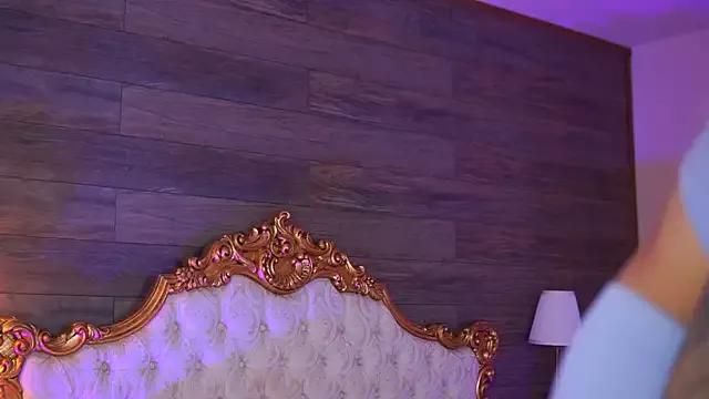 Freechat Juicy_Jessye on StripChat