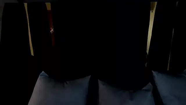 Freechat julieta_jewel on StripChat