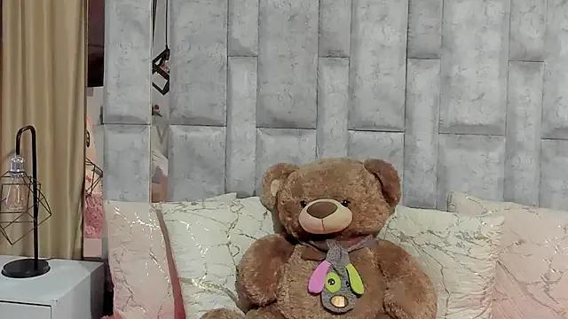 Freechat karol_noa on StripChat