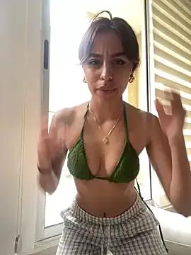 Katee_Jones — FINGERS PUSSY WET DEEP 