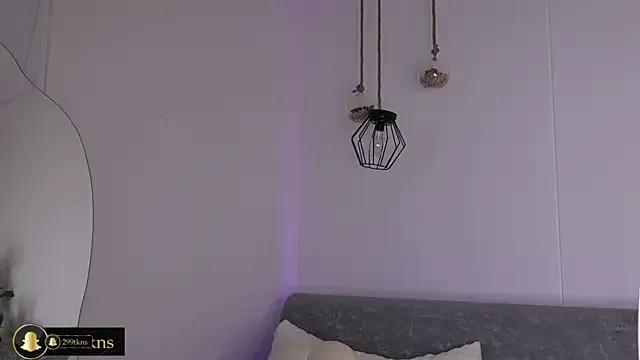 katie_cruz on StripChat