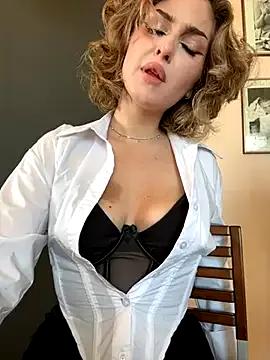 KellyKeler on StripChat 