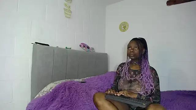 Kennya__ on StripChat