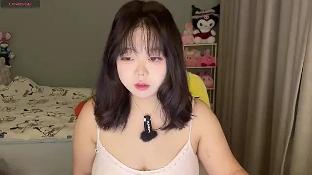 Kittenfishing — Freechat on StripChat