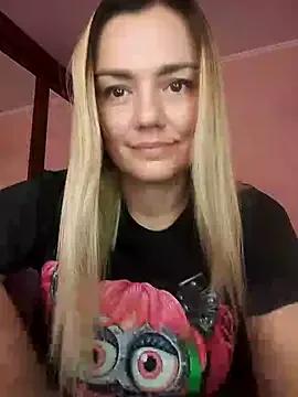 Freechat KrissSexi on StripChat