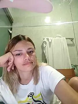 Freechat KrissSexi on StripChat