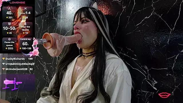 Freechat la_mazona on StripChat