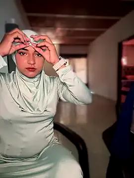 Freechat lalilamassu1 on StripChat