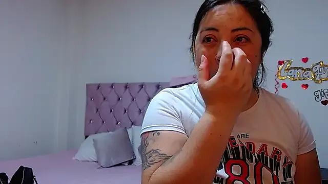 lanaqueen699 on StripChat 