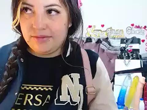 lanaqueen699 on StripChat 