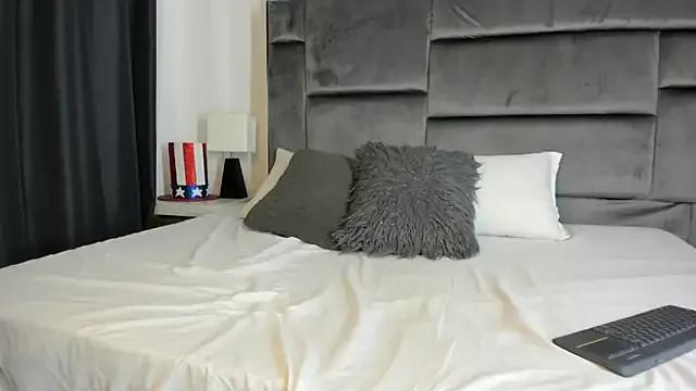 Freechat lapiz_lazuli12 on StripChat