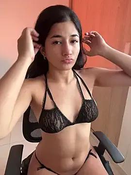 Freechat LauraCatalina on StripChat