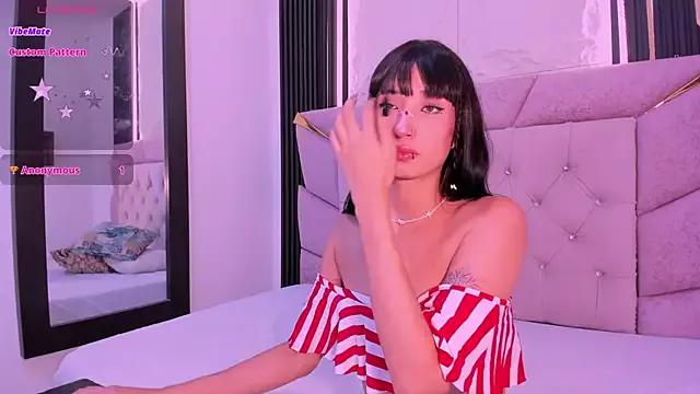 Freechat laurem-paulette on StripChat