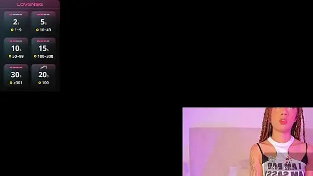 Lilith_Blaze_ on StripChat 