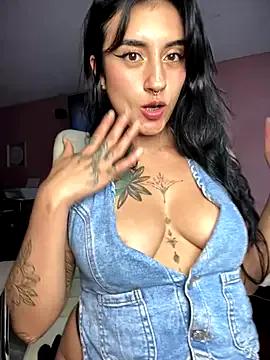 Freechat LilithPink_ on StripChat