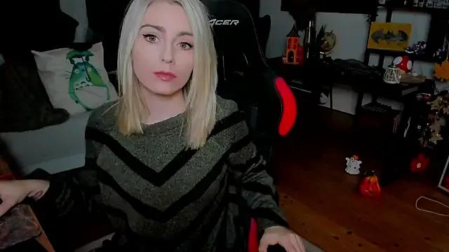 Freechat Lisaonthemoon on StripChat