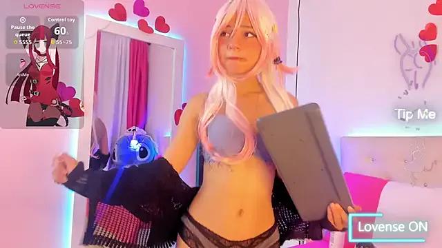 Little_Irene on StripChat 