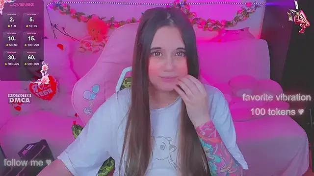 Lolisuccub on StripChat 