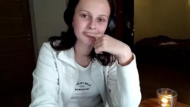 LouiseMarengo — Spin around, show my outfit