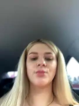 Love_Bri on StripChat