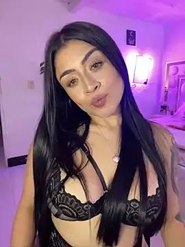 Freechat lucianaroy on StripChat