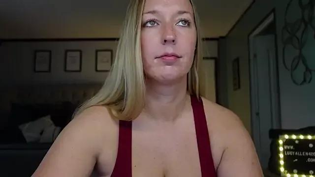 Freechat lucyallen4201 on StripChat