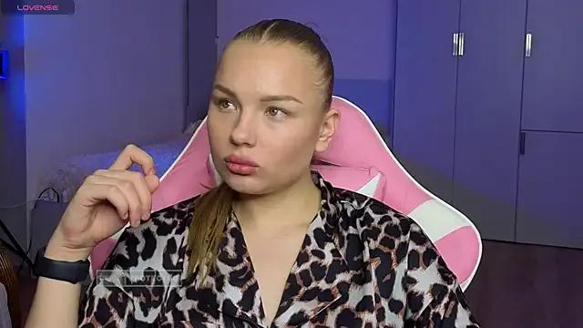 StripChat Lunar_Flare is Freechat Lunar_Flare — for new sexy lingerie