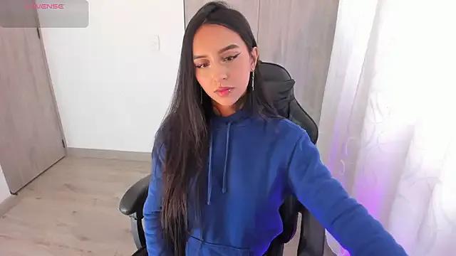 Private lyanna_cb on StripChat