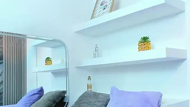 Freechat MacarenaSmith on StripChat