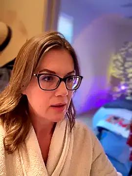 MaiseKnox — Hi, Maise 