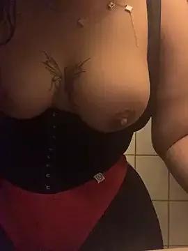 Freechat mariabootyyy on StripChat
