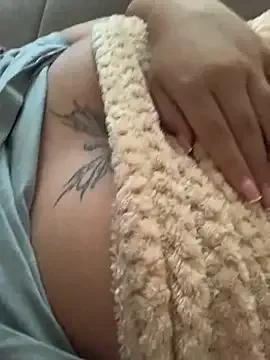 Freechat mariabootyyy on StripChat