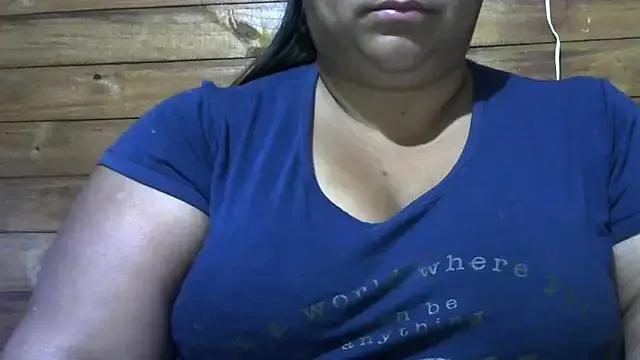 MARRENTINHA34 on StripChat 