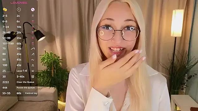 Marry_sharp on StripChat 