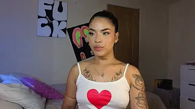 Freechat Maryybellax on StripChat