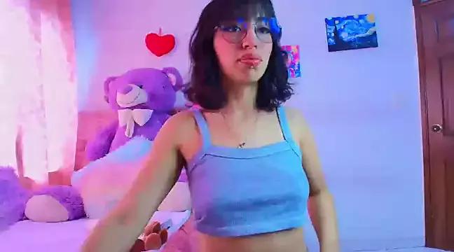 Freechat MiaFlamesxxx on StripChat