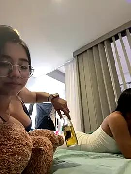 Michelle_Zoe on StripChat