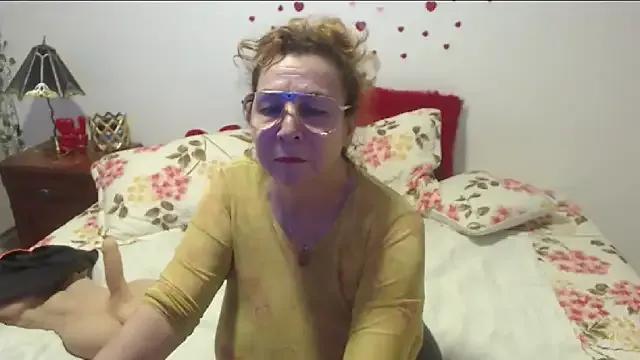 milchanel on StripChat