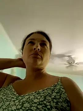 Freechat MilfyMrsRobinson on StripChat