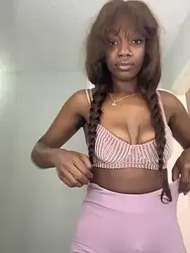 Freechat mochamimi on StripChat