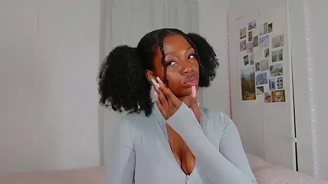 Freechat mochamimi on StripChat