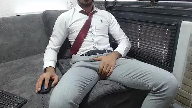 Private Naughtb0y on StripChat