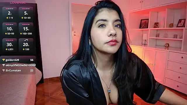 nina_moen on StripChat