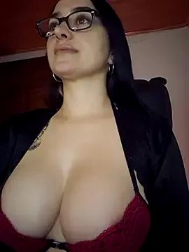 preetypeach on StripChat 