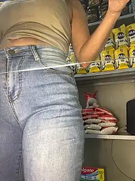 Queen_lorena on StripChat 