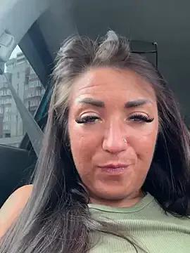 RuslanaXX on StripChat