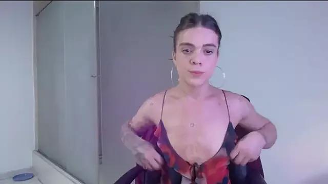 saara_johnson496 on StripChat 