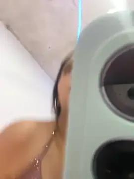 salo-rousee — spitting tits